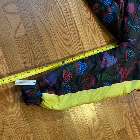 Farm Rio Neon Mushroom Recycled Polyester Reversible Puffer Jacket Size XS NWT - Picture 17 of 17